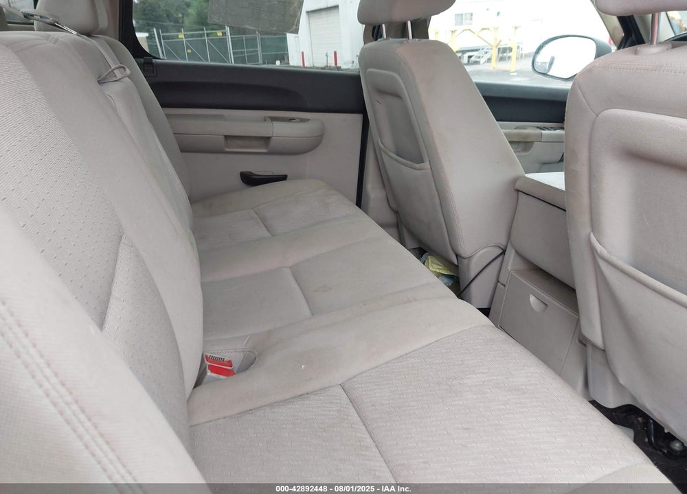 2010 CHEVROLET SILVERADO 1500 VIN: 3GCRKSE30AG227573