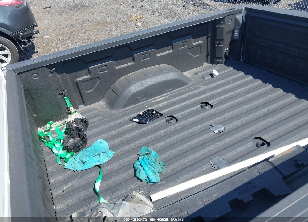 2025 CHEVROLET SILVERADO 2500HD 4WD STANDARD BED LT VIN: 2GC4KNE70S1138983