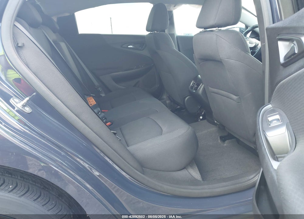 2025 CHEVROLET MALIBU VIN: 1G1ZD5ST4SF101406