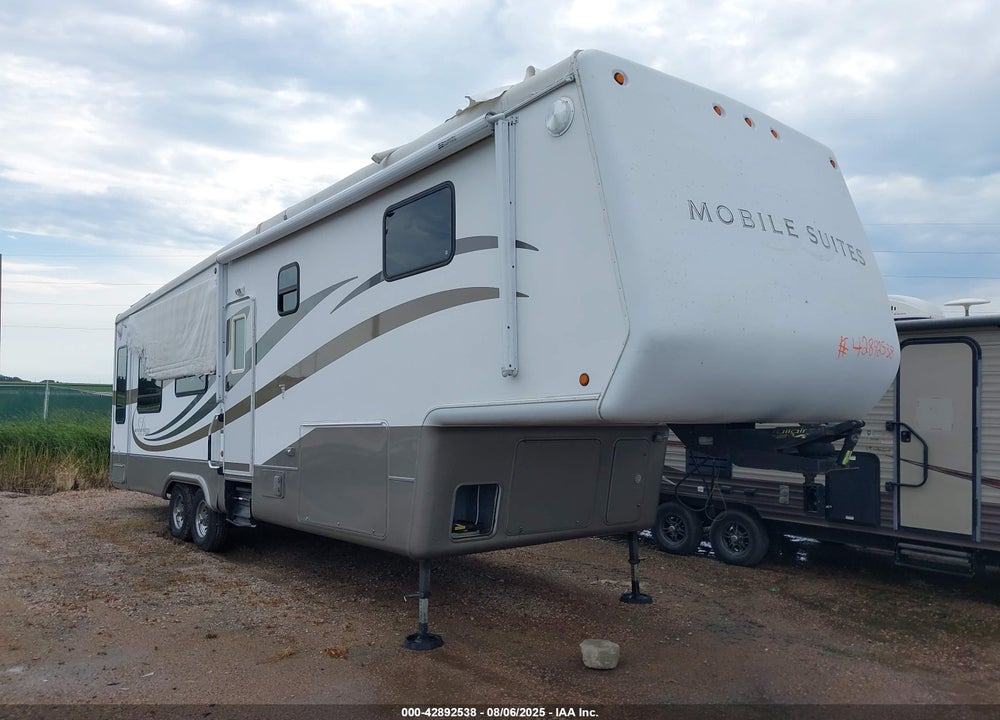 2005 DRV 36TKJ3 VIN: 5KEFA362X51002066