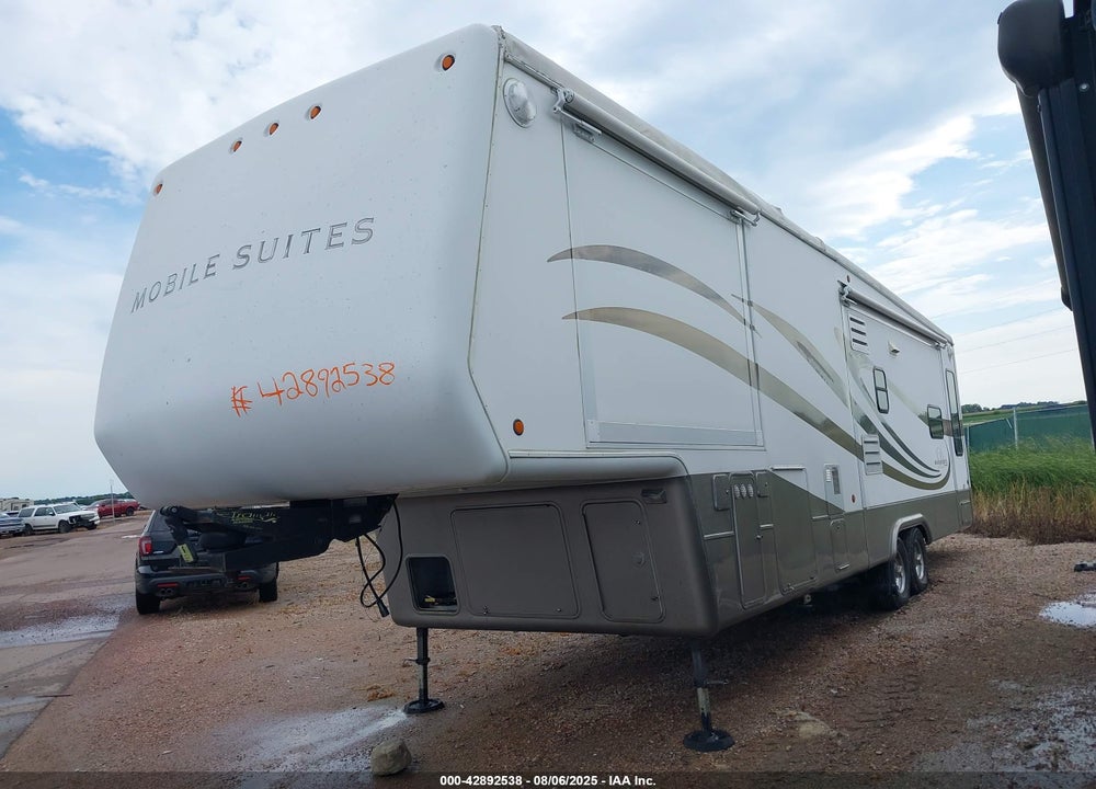 2005 DRV 36TKJ3 VIN: 5KEFA362X51002066
