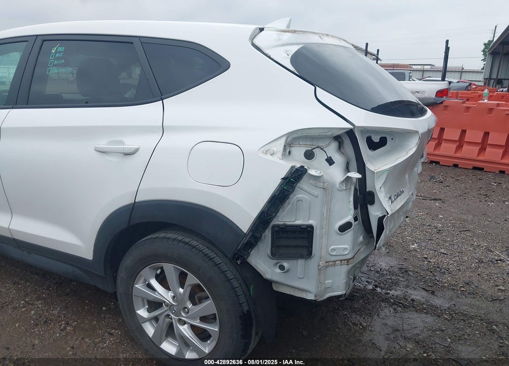 2021 HYUNDAI TUCSON SE VIN: KM8J23A4XMU313424