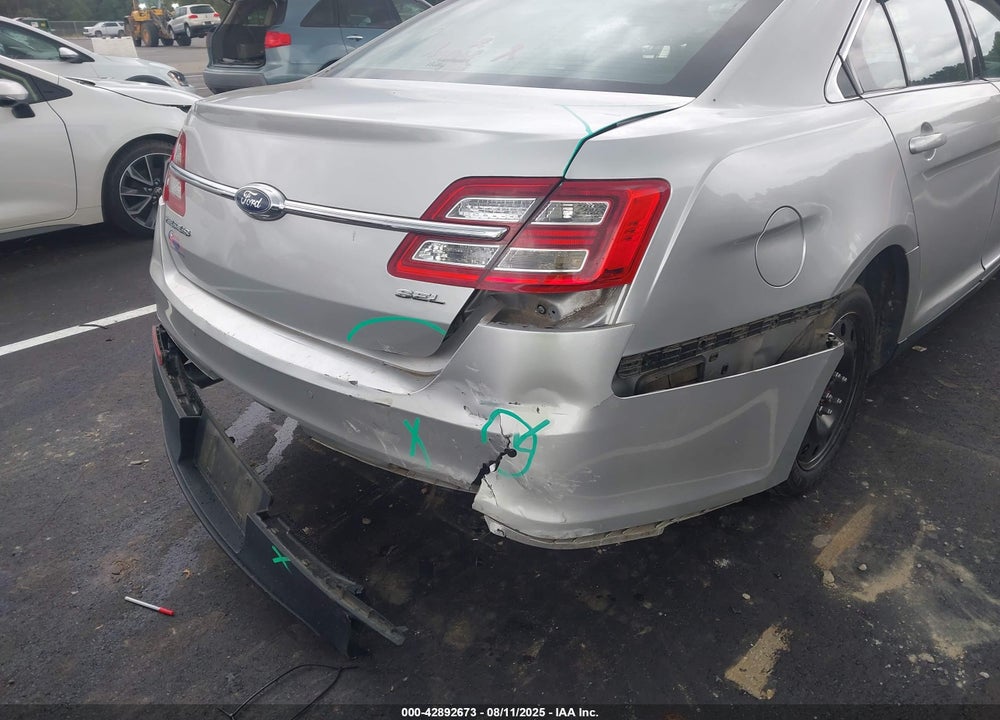 2018 FORD TAURUS VIN: 1FAHP2E85JG135188