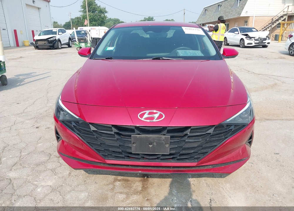 2021 HYUNDAI ELANTRA VIN: KMHLM4AG2MU117660