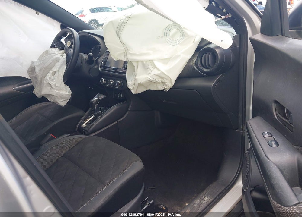 2019 NISSAN KICKS VIN: 3N1CP5CU0KL501029