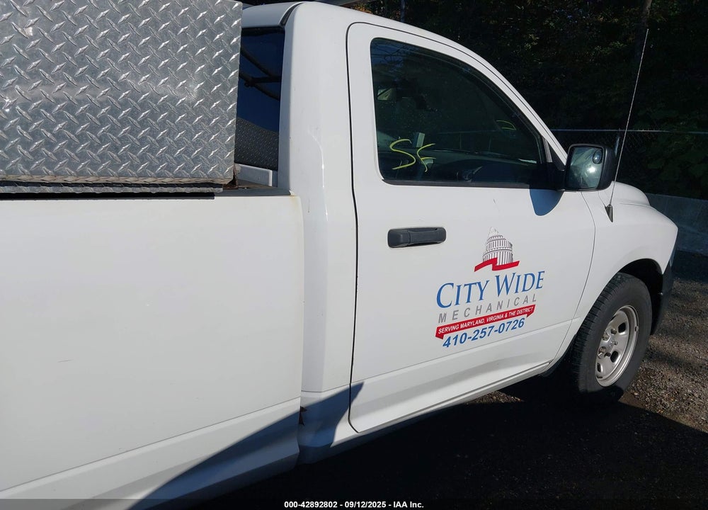 2018 RAM 1500 VIN: 3C6JR6DG2JG250882