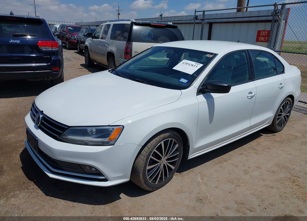 2016 VOLKSWAGEN JETTA VIN: 3VWD17AJXGM216991