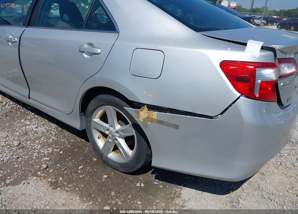 2014 TOYOTA CAMRY SE VIN: 4T1BF1FK3EU343662