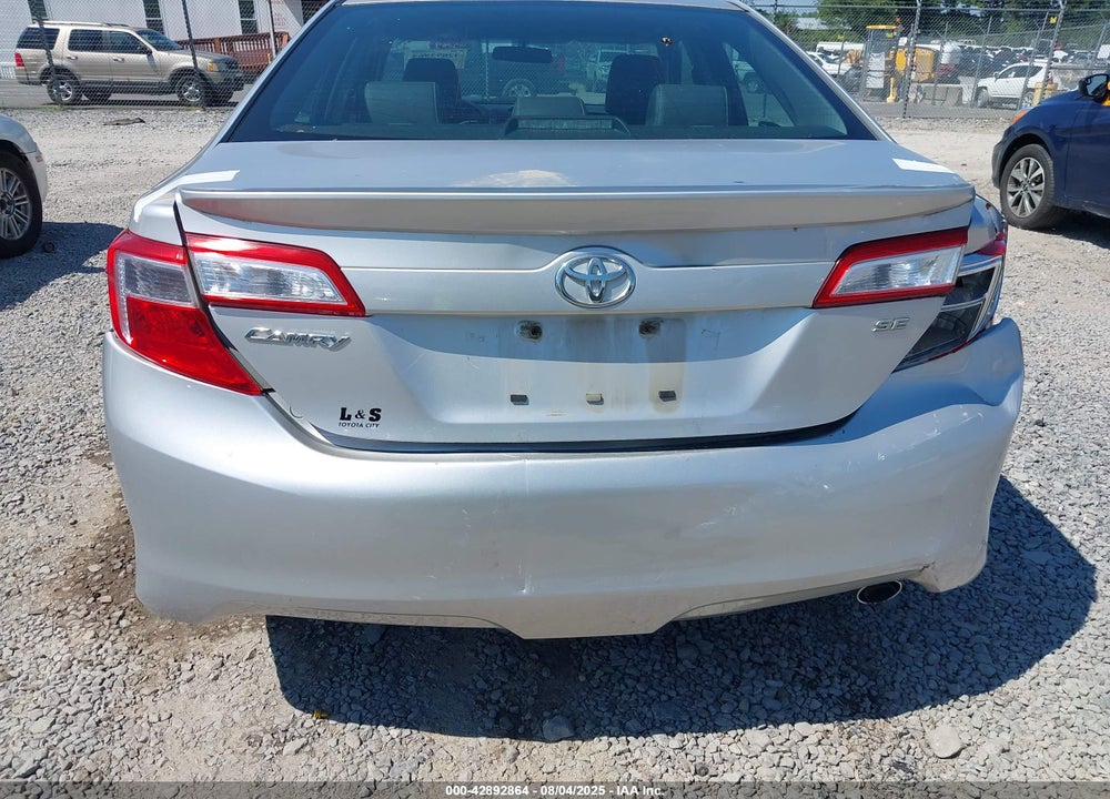 2014 TOYOTA CAMRY SE VIN: 4T1BF1FK3EU343662