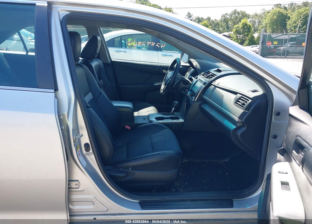 2014 TOYOTA CAMRY SE VIN: 4T1BF1FK3EU343662
