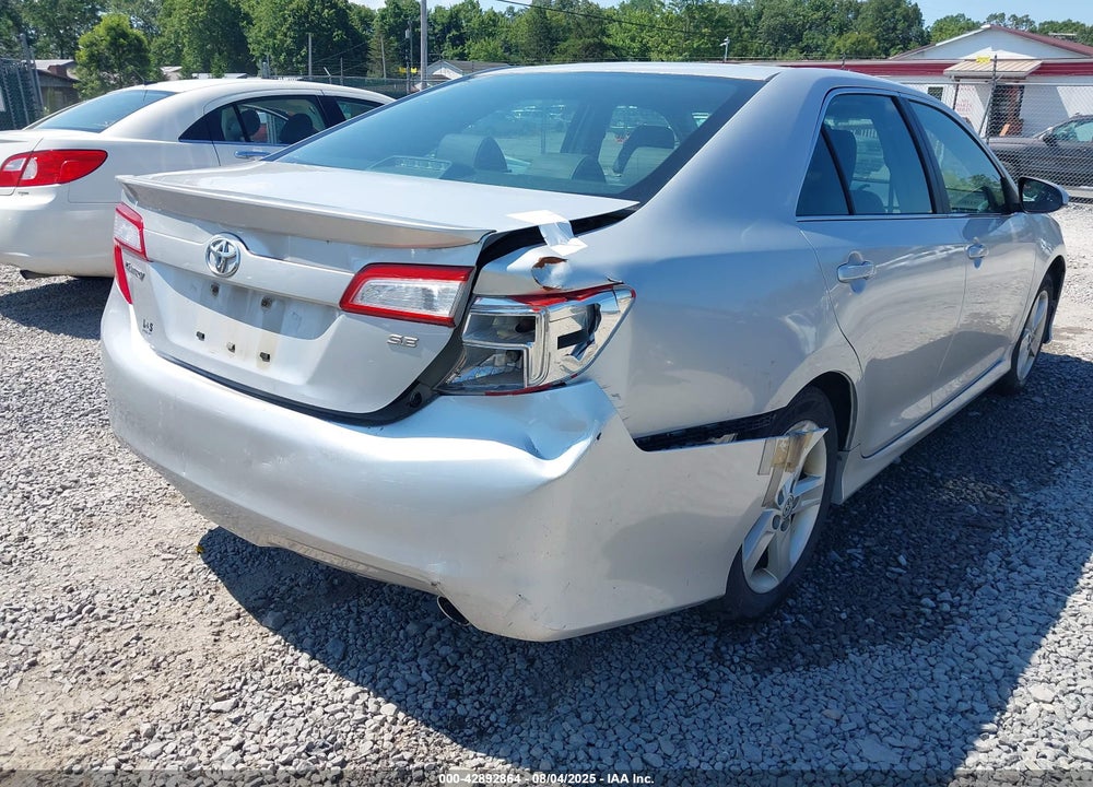2014 TOYOTA CAMRY SE VIN: 4T1BF1FK3EU343662