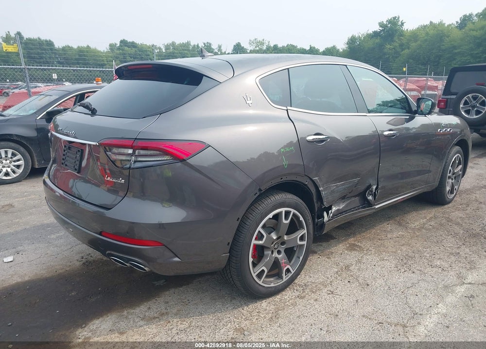 2023 MASERATI LEVANTE VIN: ZN661XUA3PX428650