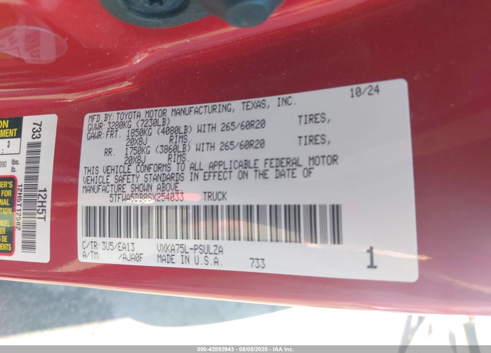 2025 TOYOTA TUNDRA LIMITED 4WD VIN: 5TFWA5DB8SX254033