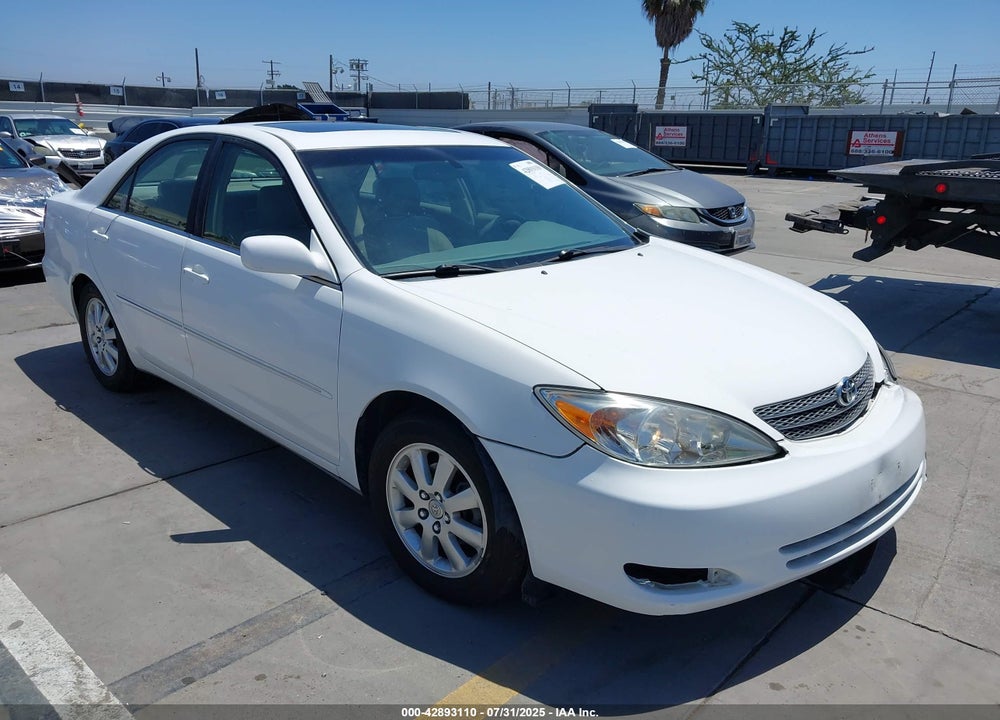 2002 TOYOTA CAMRY XLE VIN: JTDBE32K620060779