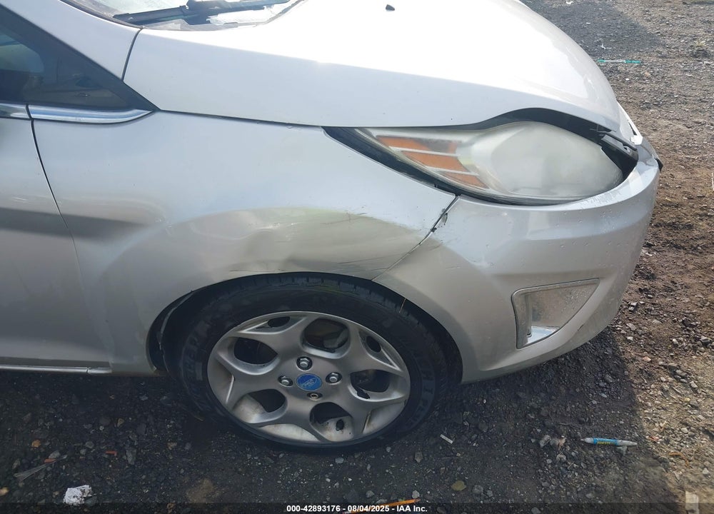 2011 FORD FIESTA VIN: 3FADP4FJ4BM239822