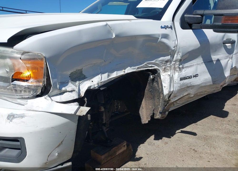 2017 GMC SIERRA 2500HD VIN: 1GT12REG5HF105280