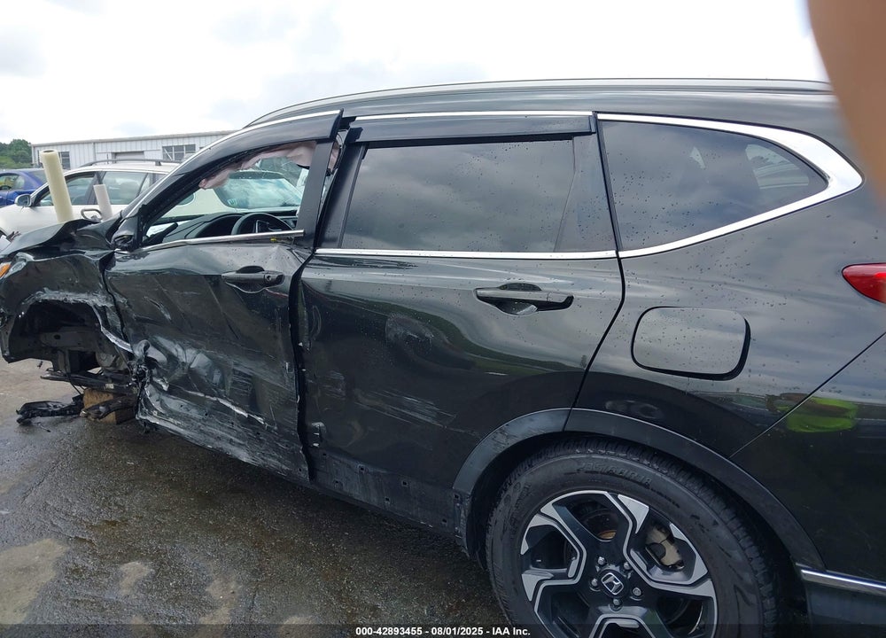 2018 HONDA CR-V VIN: 7FARW2H98JE038202
