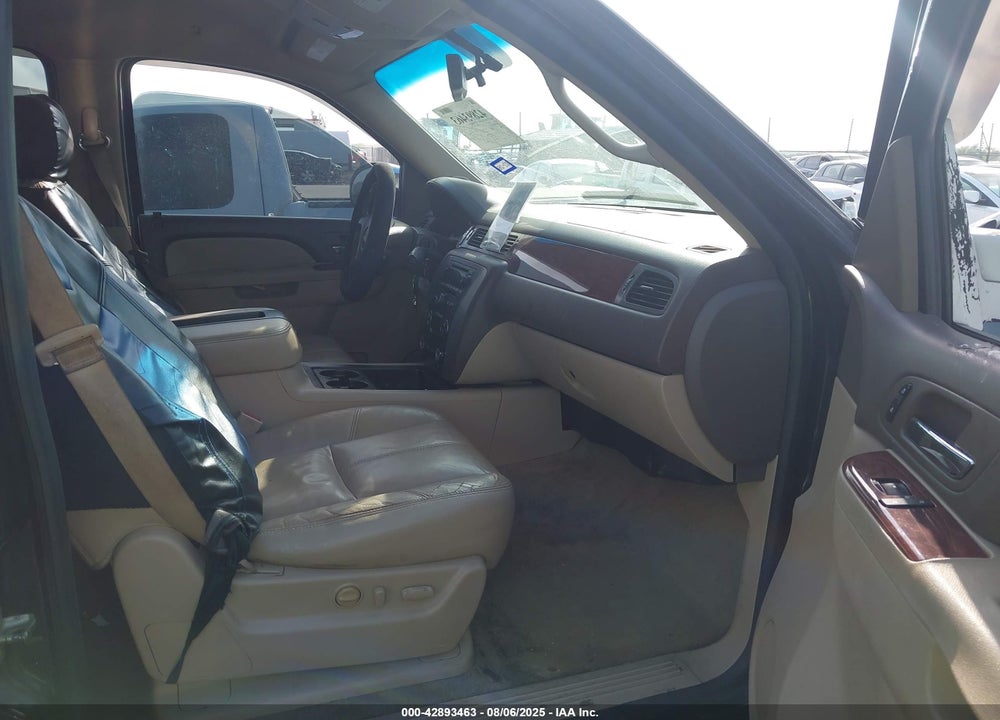 2014 GMC YUKON XL VIN: 1GKS1KE08ER160614