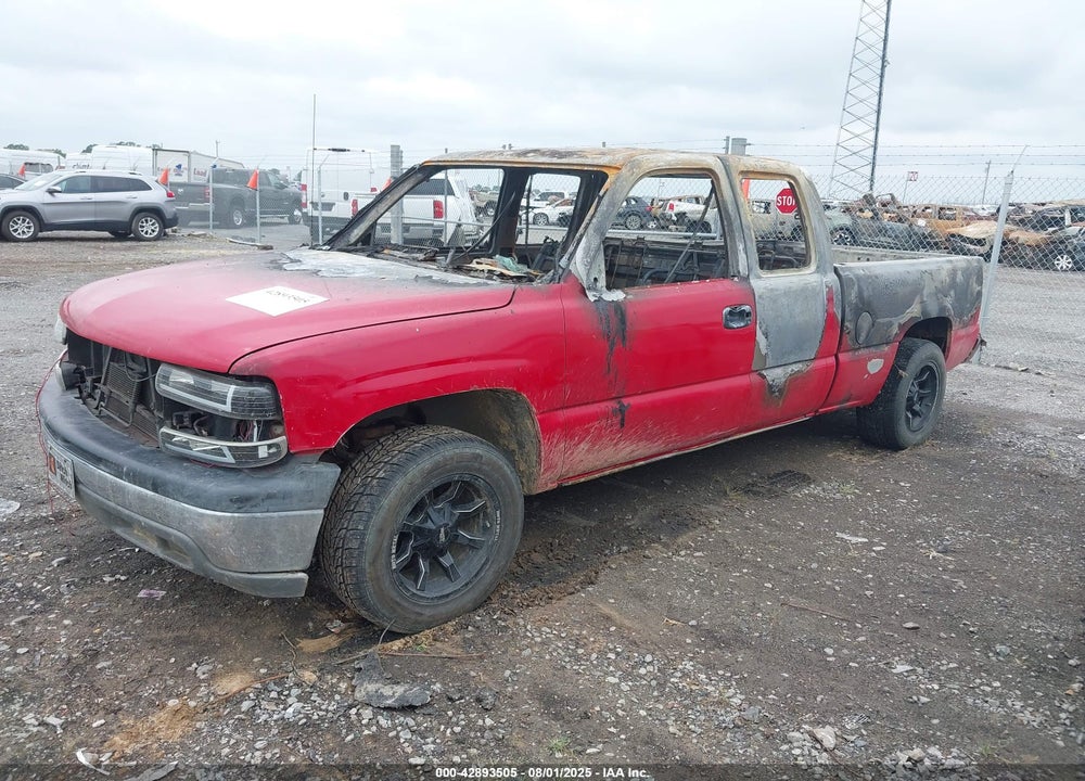 2002 CHEVROLET SILVERADO 1500 LS VIN: 2GCEC19T121104102