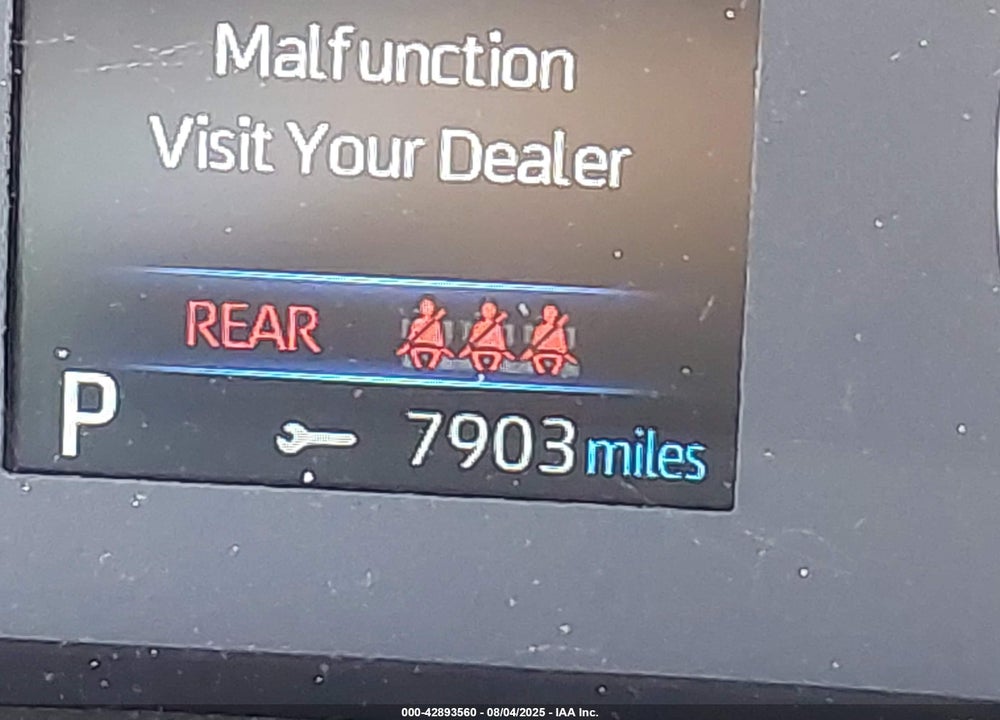 2025 TOYOTA COROLLA CROSS VIN: 7MUAAAAG3SV133618