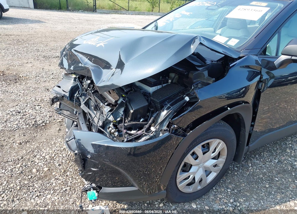 2025 TOYOTA COROLLA CROSS VIN: 7MUAAAAG3SV133618