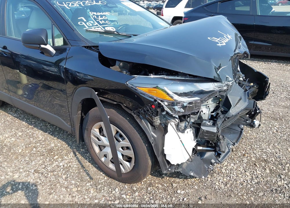 2025 TOYOTA COROLLA CROSS VIN: 7MUAAAAG3SV133618