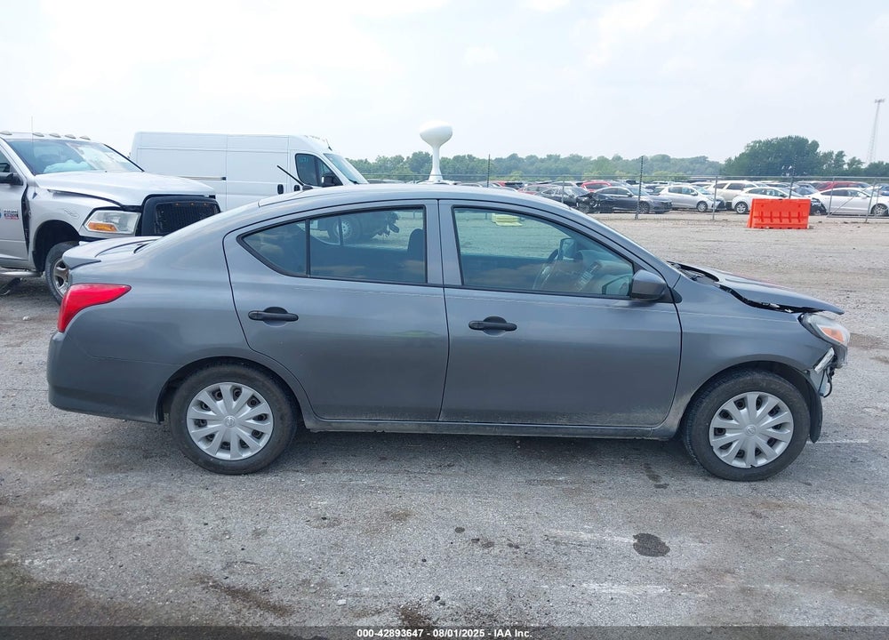 2016 NISSAN VERSA VIN: 3N1CN7APXGL877632