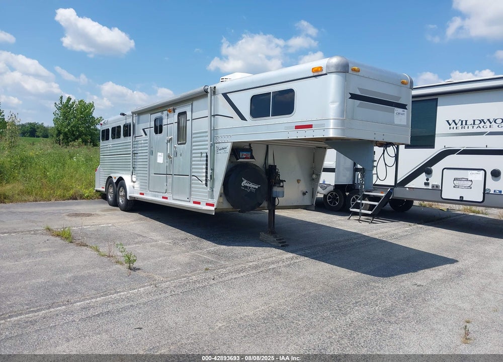 2000 FORETRAVEL 30FT W/LIVING QTR VIN: 4FKWG2229Y0016645