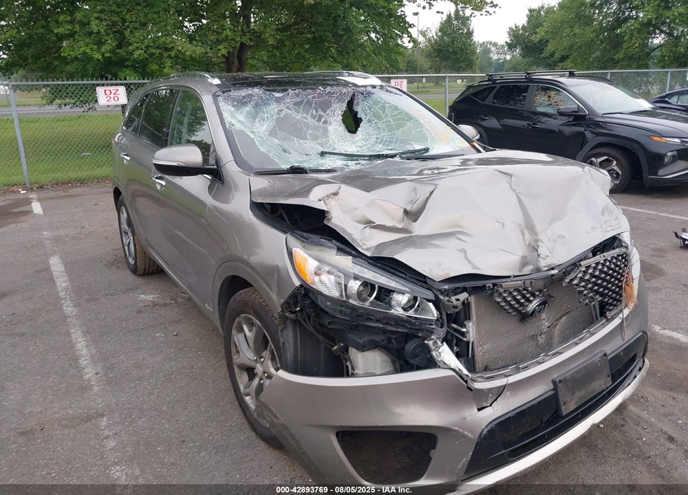 2018 KIA SORENTO 3.3L SX VIN: 5XYPKDA57JG422336