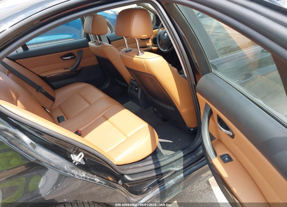 2011 BMW 3 SERIES VIN: WBAPK5C59BF127520