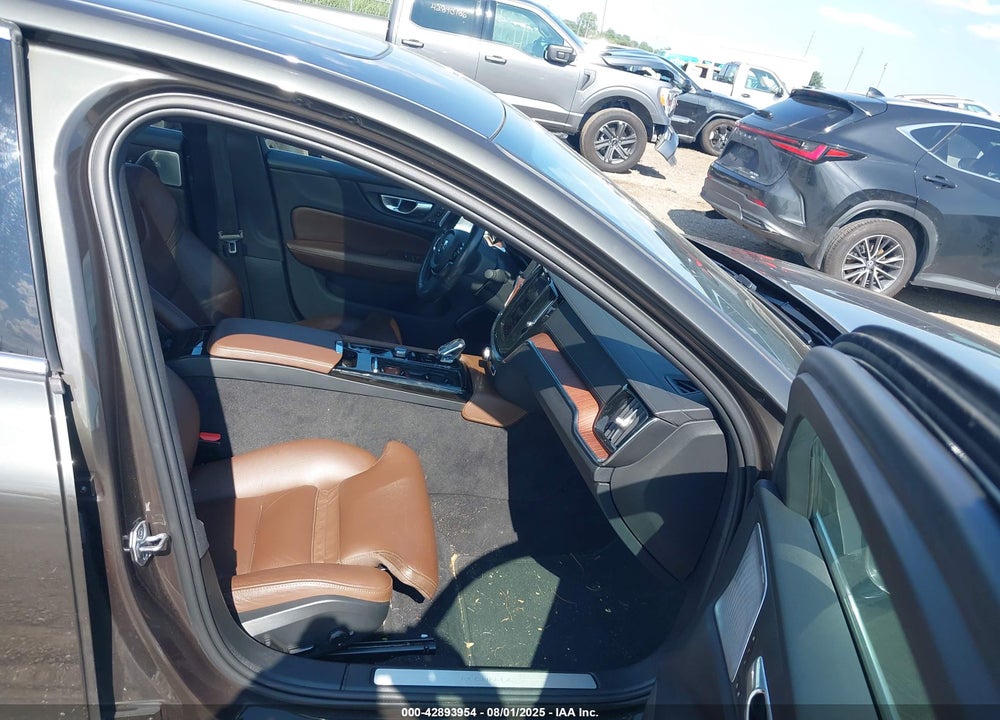 2022 VOLVO S60 VIN: 7JRBR0FL6NG154471