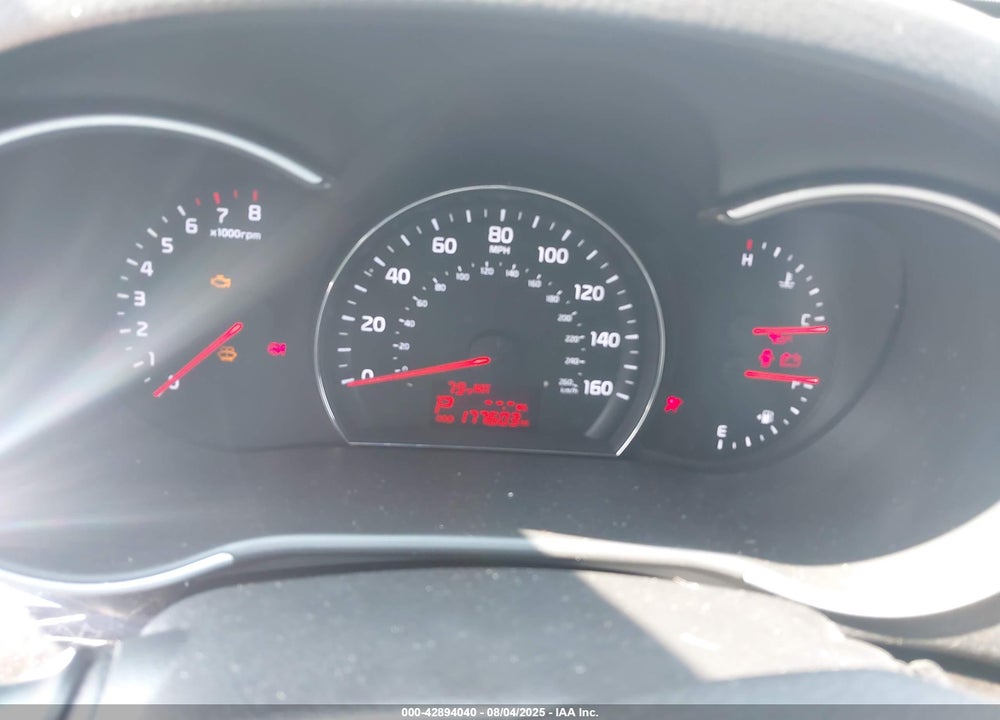 2014 KIA SORENTO VIN: 5XYKT4A6XEG449407
