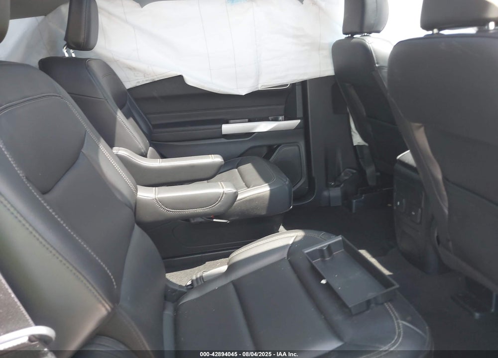 2023 FORD EXPLORER VIN: 1FMSK8DH9PGB31751