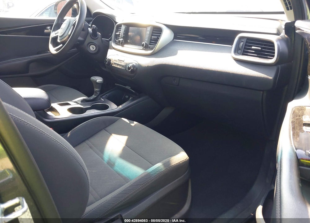 2020 KIA SORENTO VIN: 5XYPG4A38LG626825