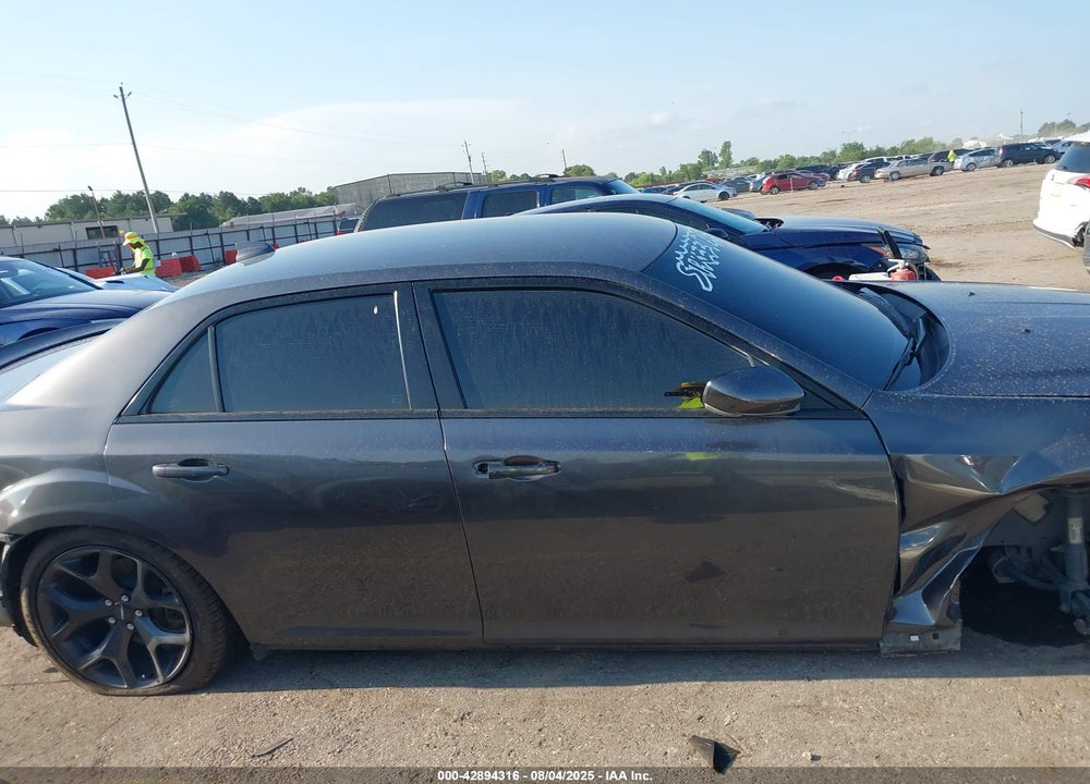 2021 CHRYSLER 300 VIN: 2C3CCABG4MH520485