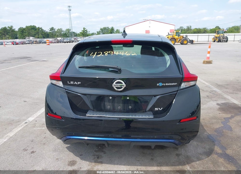 2018 NISSAN LEAF SV VIN: 1N4AZ1CP5JC303838