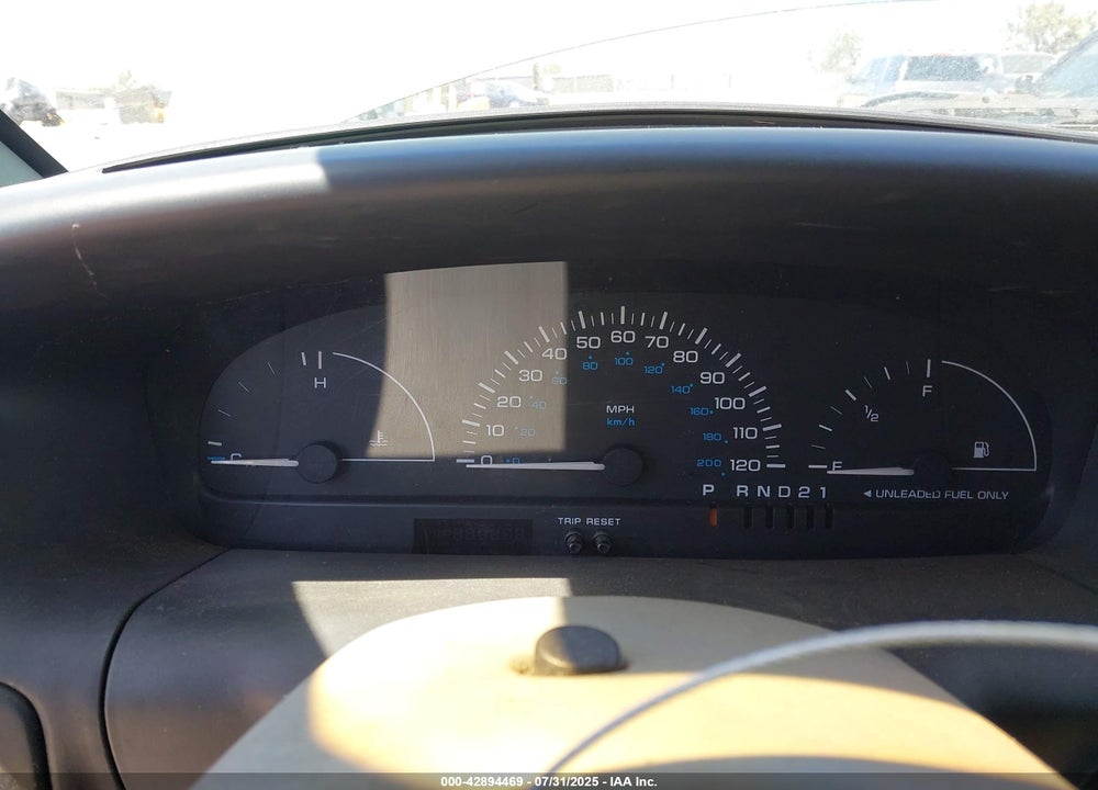 1998 PLYMOUTH VOYAGER VIN: 2P4FP25B8WR608922