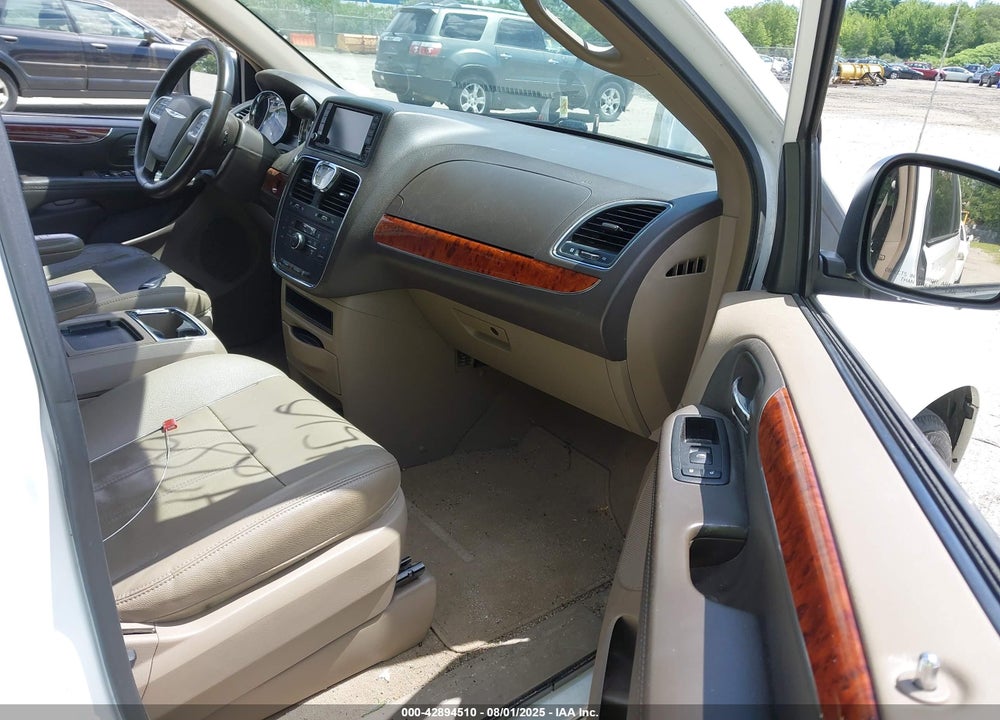 2016 CHRYSLER TOWN & COUNTRY TOURING VIN: 2C4RC1BG4GR164818