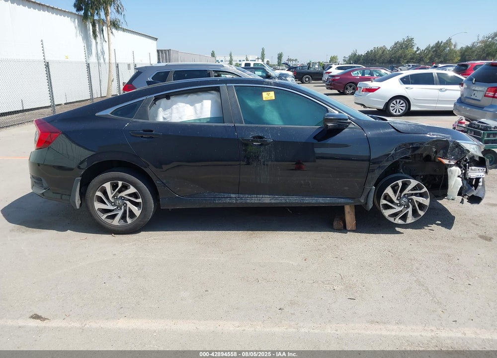 2018 HONDA CIVIC VIN: 2HGFC2F77JH518736