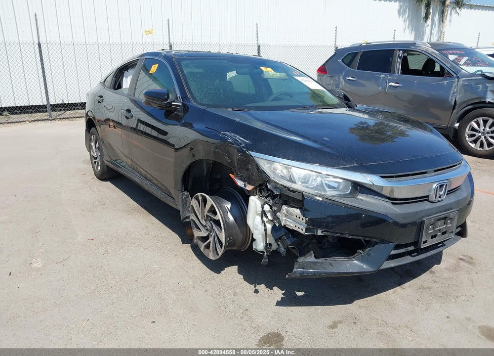 2018 HONDA CIVIC VIN: 2HGFC2F77JH518736