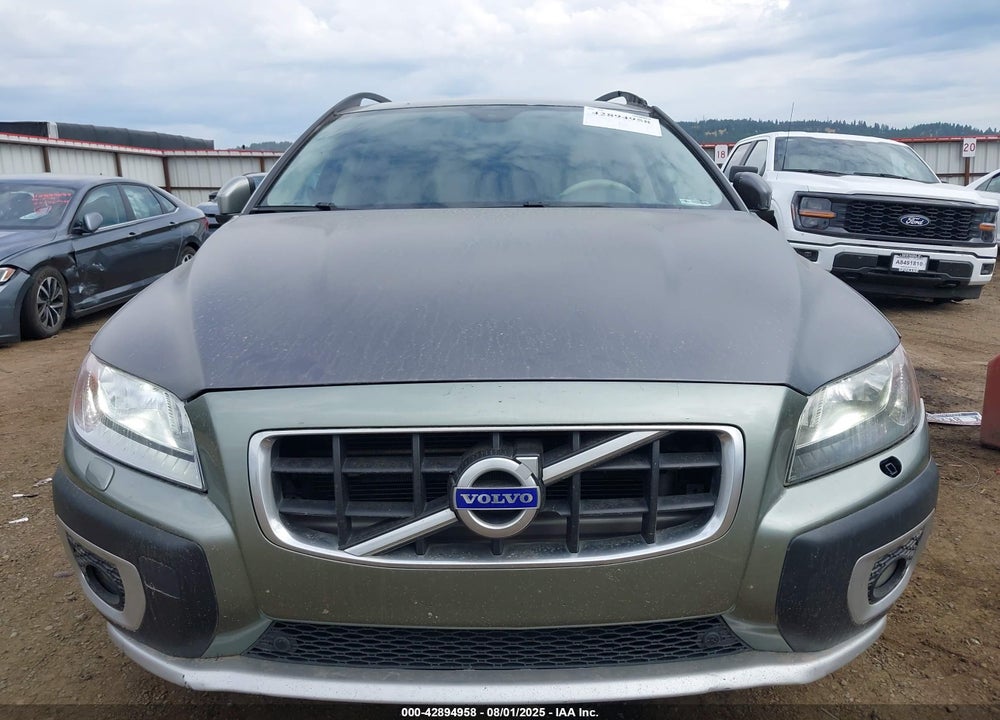 2008 VOLVO XC70 VIN: YV4BZ982281002330