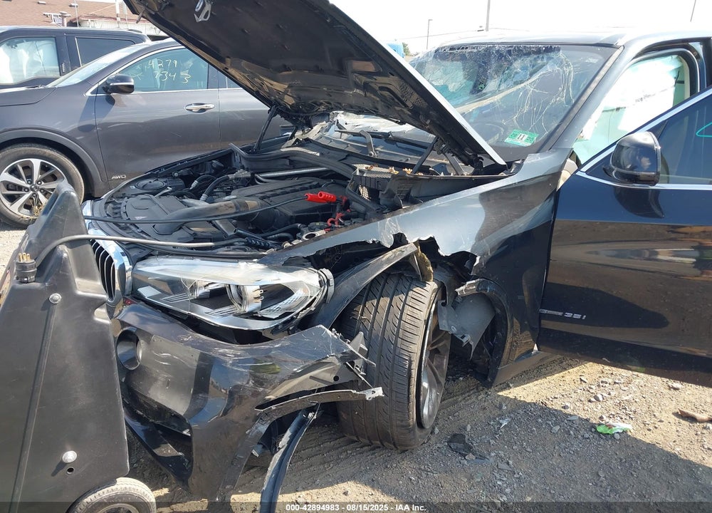 2015 BMW X5 VIN: 5UXKR2C51F0H37901