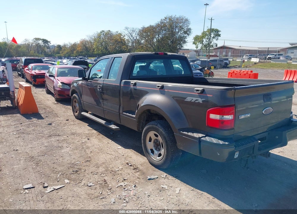 2005 FORD F-150 VIN: 1FTRX02W95KD45253