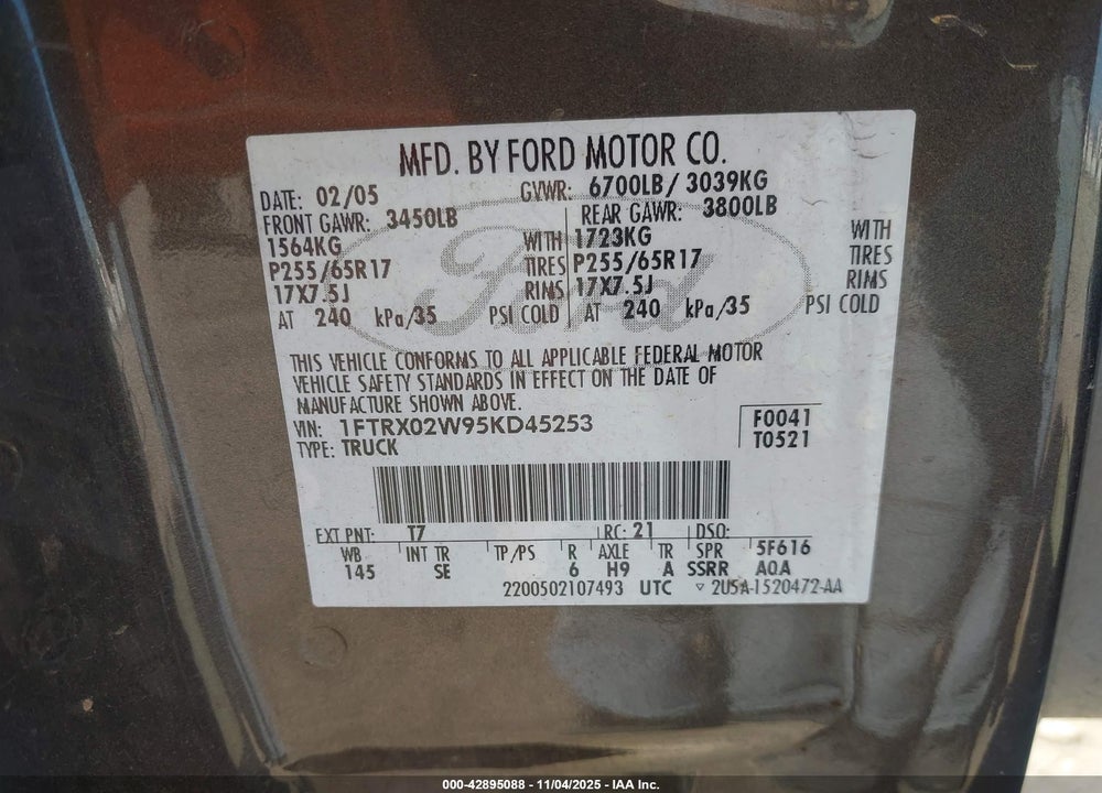 2005 FORD F-150 VIN: 1FTRX02W95KD45253