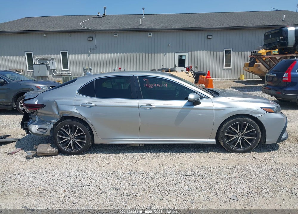 2021 TOYOTA CAMRY VIN: 4T1G11AK1MU452437