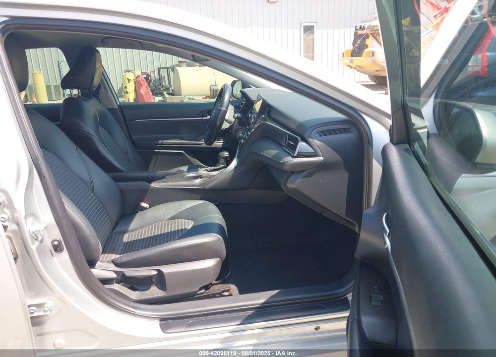 2021 TOYOTA CAMRY VIN: 4T1G11AK1MU452437