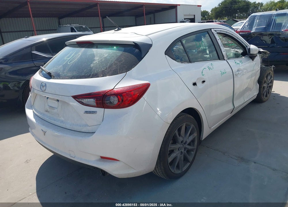 2018 MAZDA 3 VIN: 3MZBN1L33JM160813
