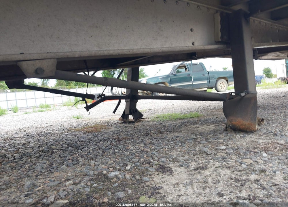 2000 ACTION EQUIPMENT FLATBED TRAILER VIN: 1A92F4829YM277257