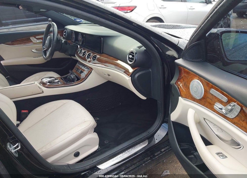 2019 MERCEDES-BENZ E-CLASS VIN: WDDZF4JB0KA681311