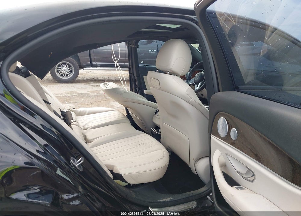 2019 MERCEDES-BENZ E-CLASS VIN: WDDZF4JB0KA681311